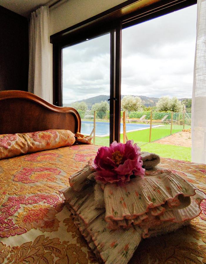 Quinta Dos Padrinhos - Suites In The Heart Of The Douro Ламего Екстериор снимка